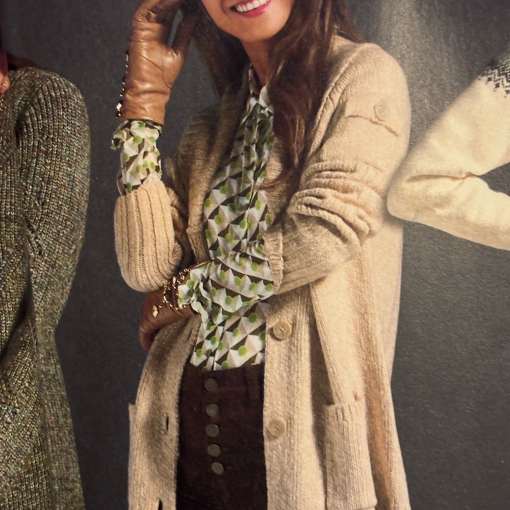 CAbi Mosiac Mesh Top Size Medium EUC Patterned Geometric